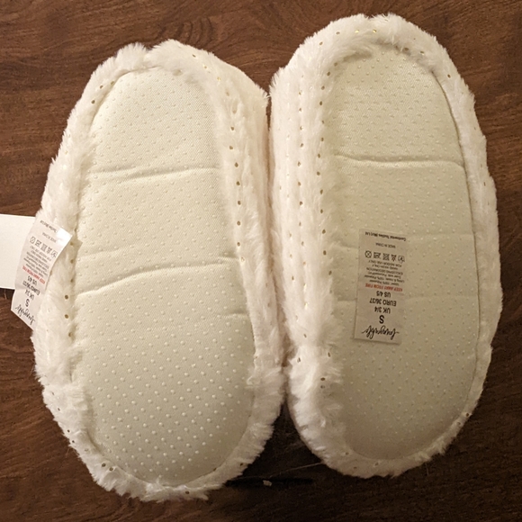 Fluffy Gold Antler Stag Slippers - Picture 3 of 13